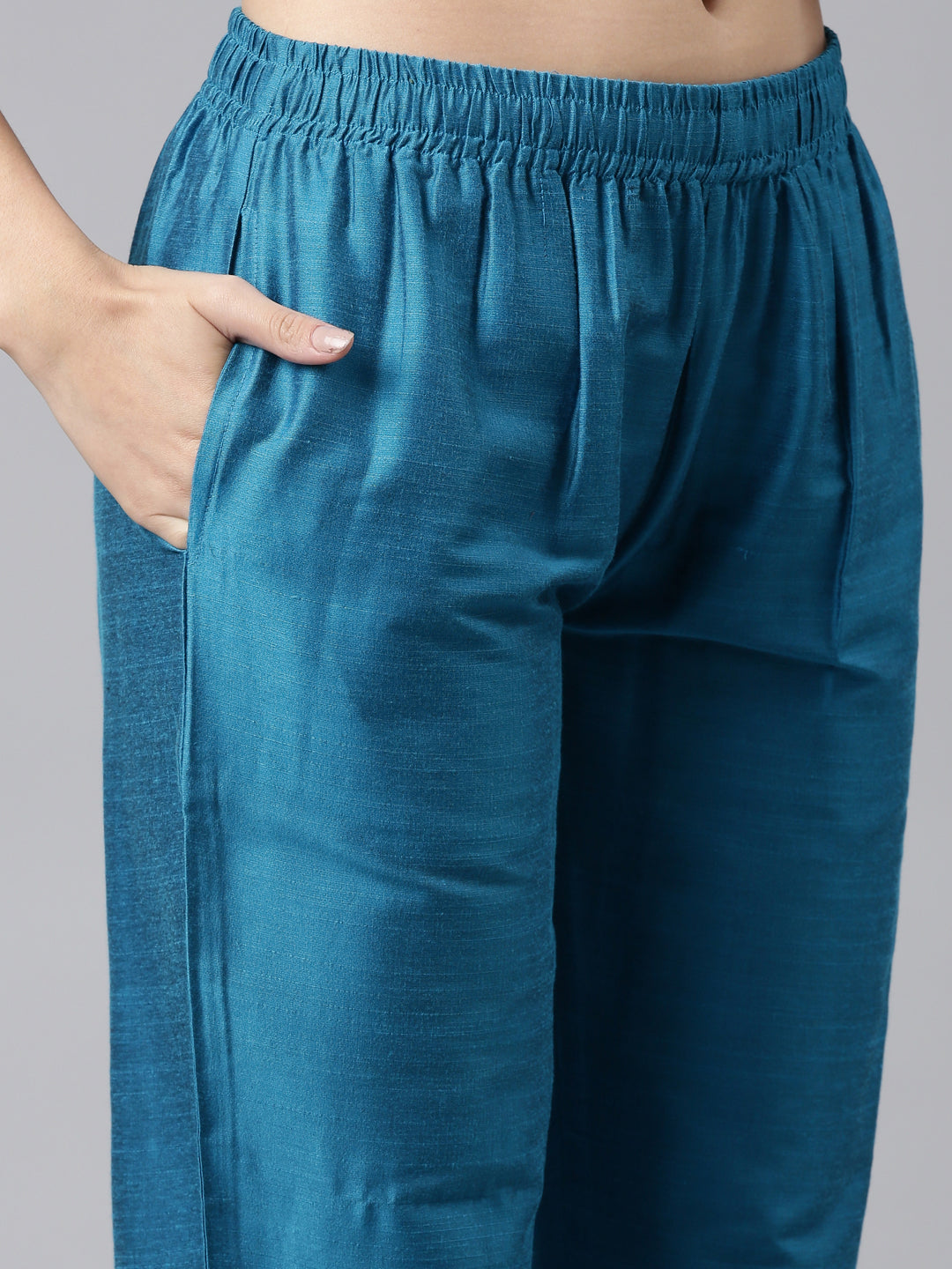 EDIRA Women Rayon Silk Kurta and Pant Set