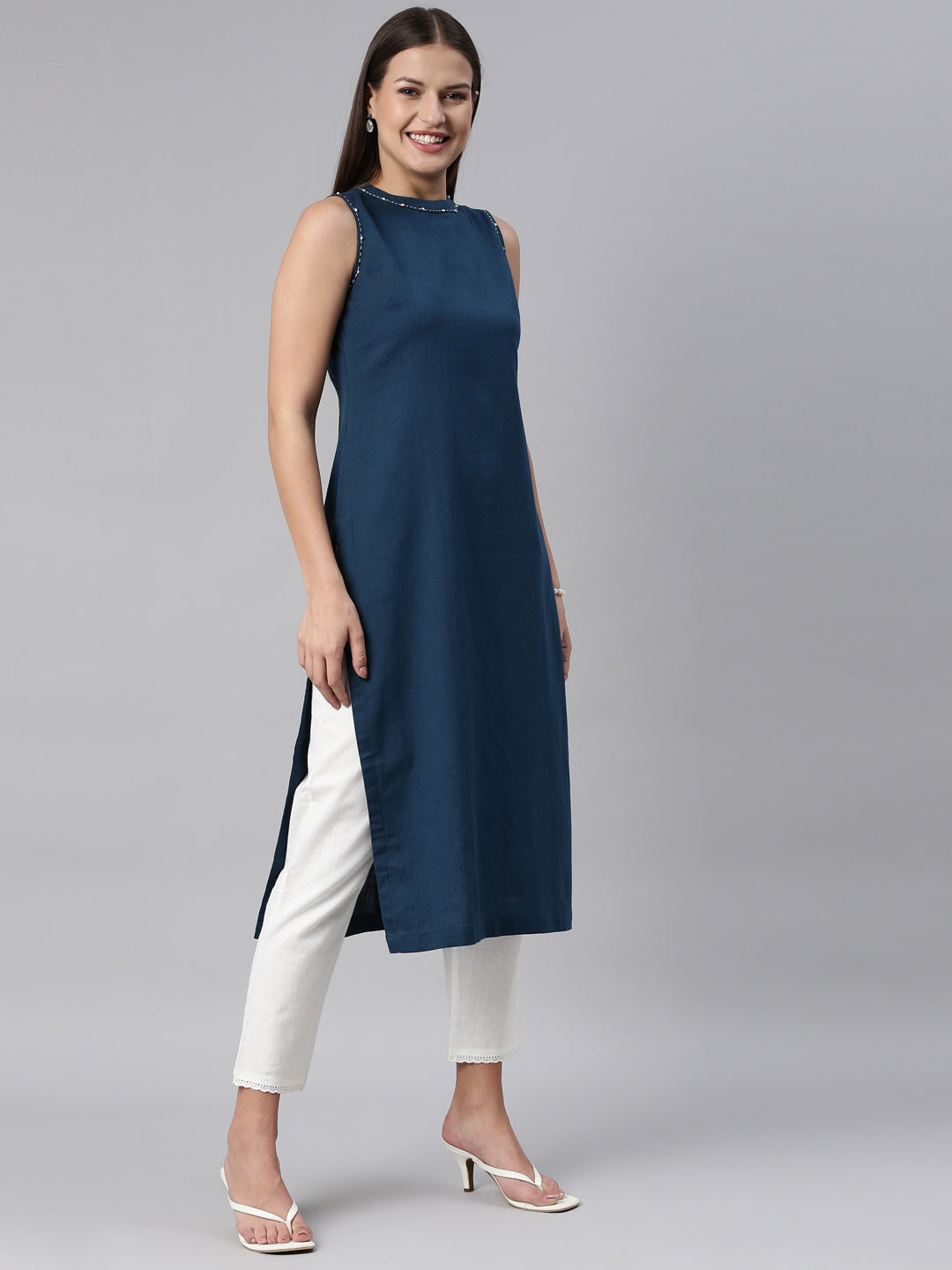 Womens Sleeveless Kurta
