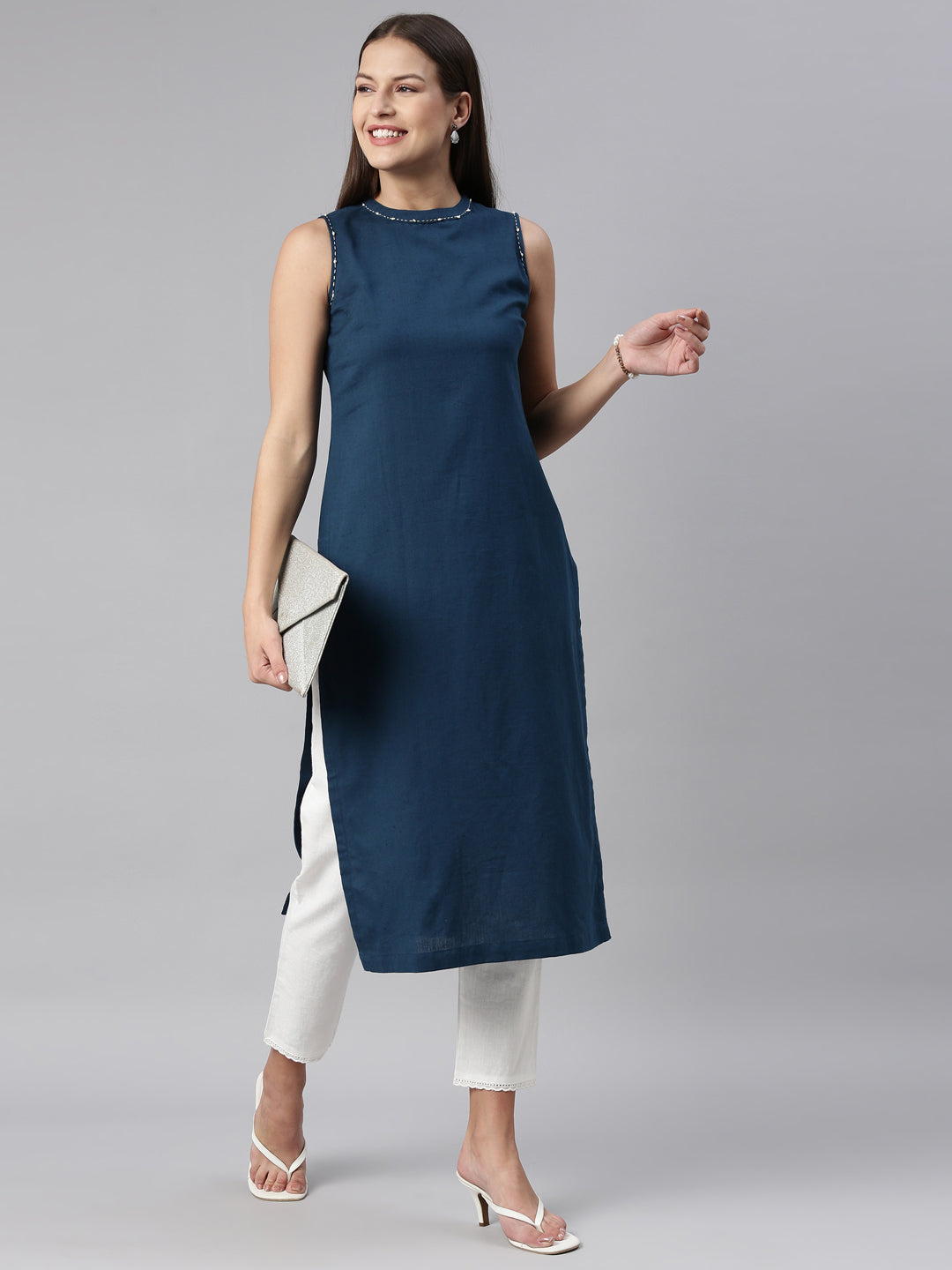 Womens Sleeveless Kurta