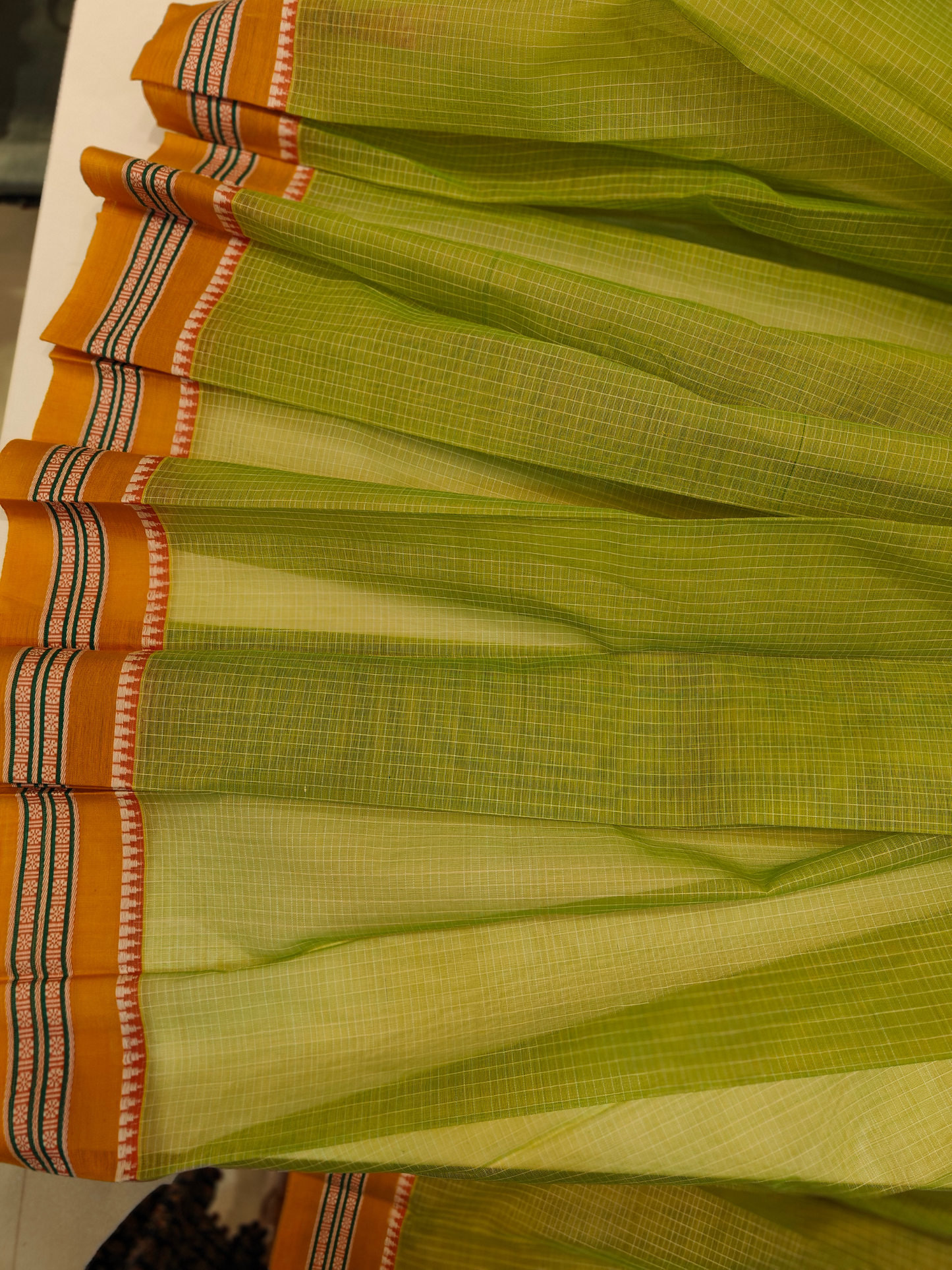 Avni | Handwoven Cotton Saree | Chartreuse Green